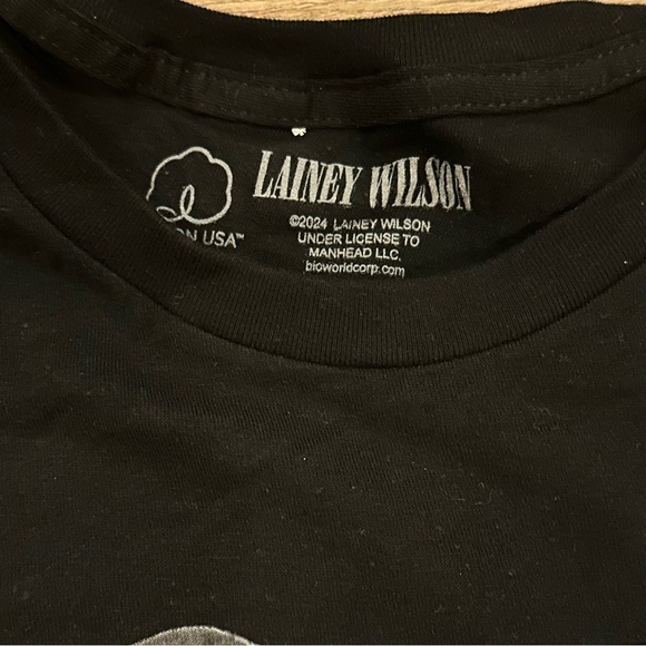 Laney Wilson Licensed Band Tee NEW - Picture 4 of 6